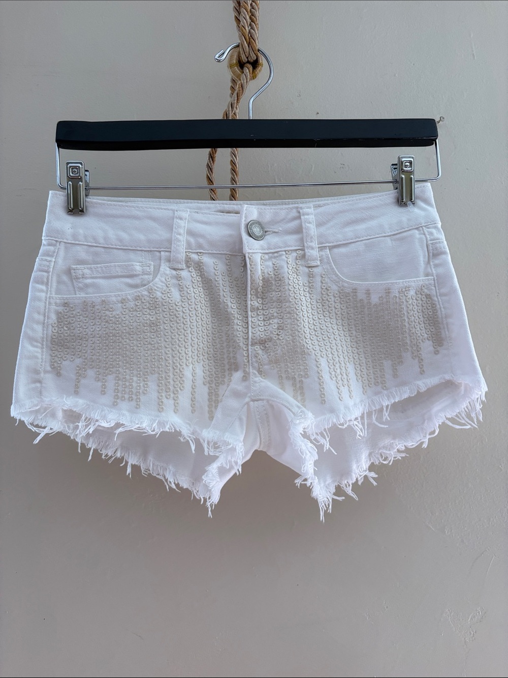 American Eagle Outfitters White Studded Frayed Hem Jean Shorts. Cotton